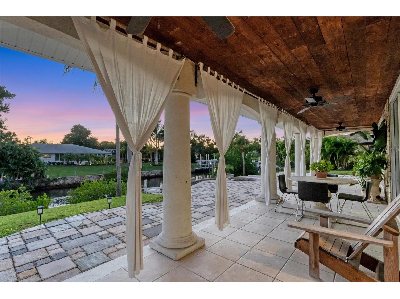 7300 Cove Terrace Sarasota FL 34231 A4680113 image9