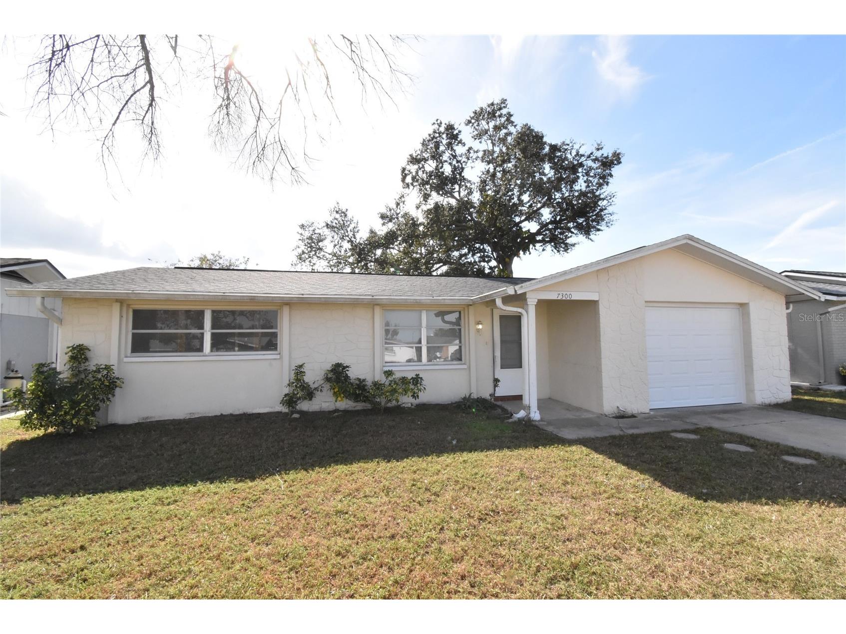 7300 Embassy Boulevard Port Richey FL 34668 C7517833 image1