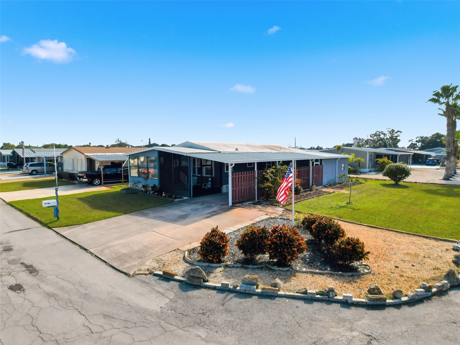 7300 Stillwater Drive Hudson FL 34667 W7881833 image1