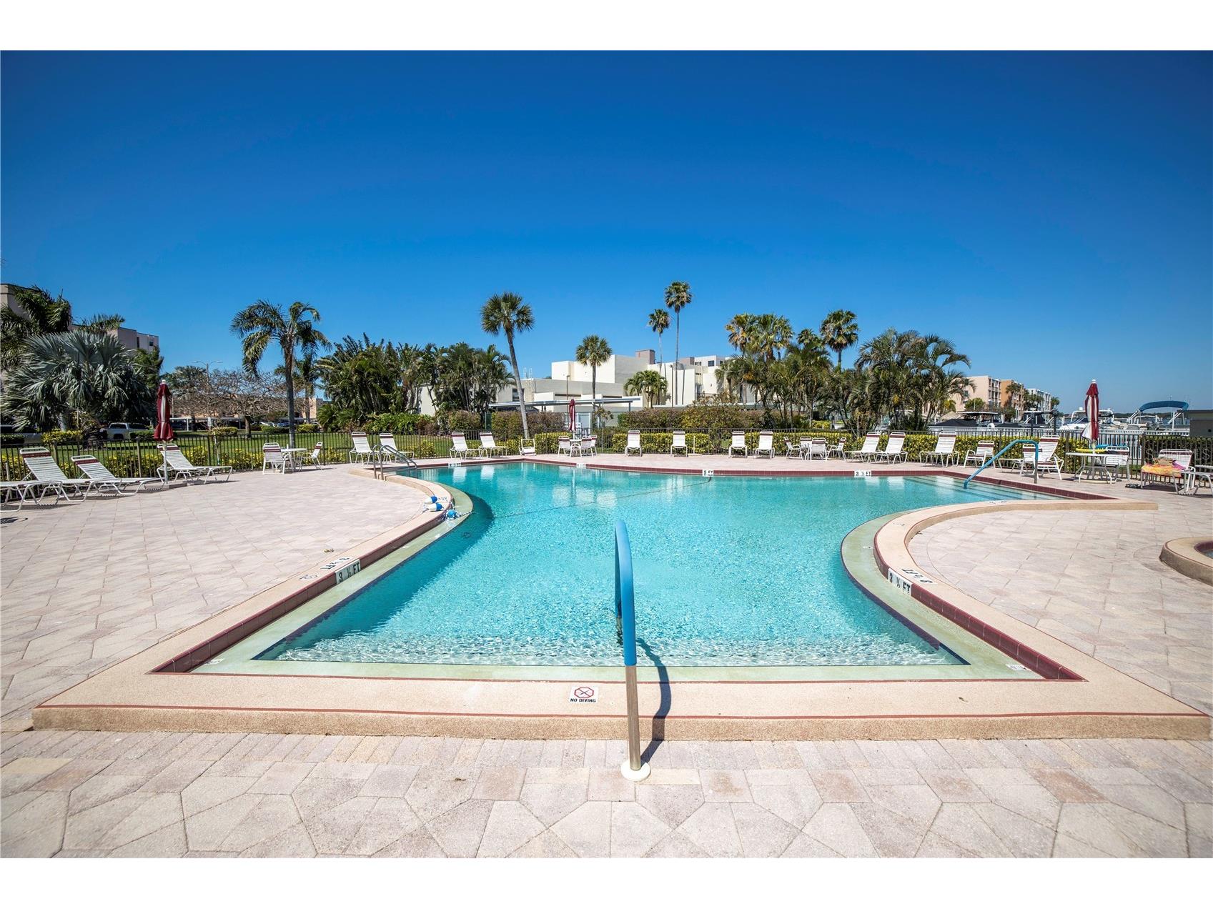 7300 Sun Island Drive S #602 South Pasadena FL 33707 TB8507204 image3