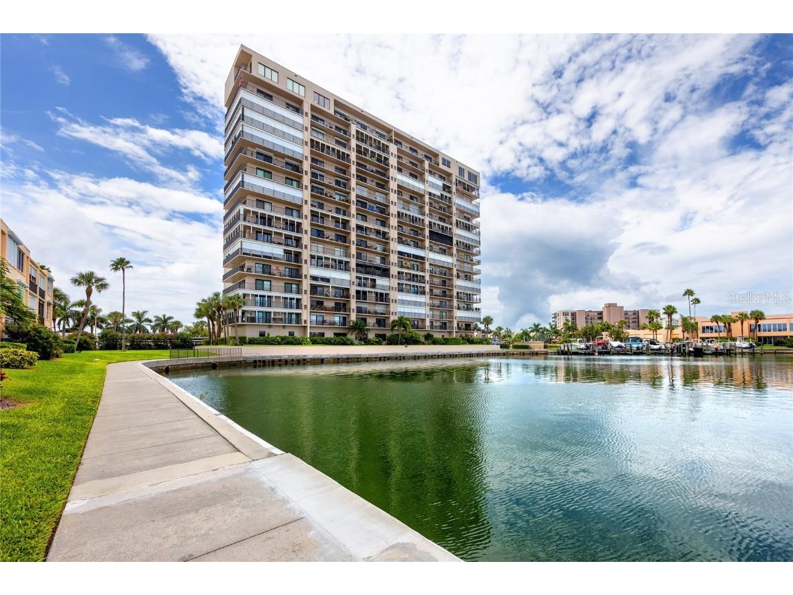 7300 Sun Island Drive S #706 South Pasadena FL 33707 - BOCA CIEGA BAY TB8411925 image2