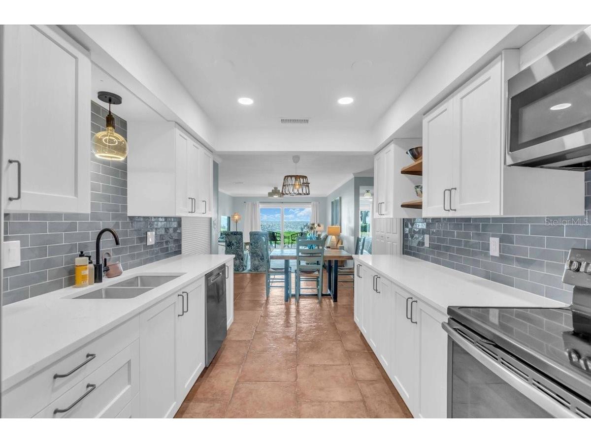 7300 Sunshine Skyway Lane S #107 Saint Petersburg FL 33711 TB8520512 image5