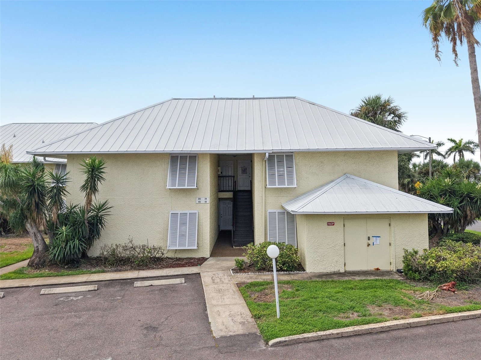 7300 Sunshine Skyway Lane S #202 Saint Petersburg FL 33711 TB8423870 image42