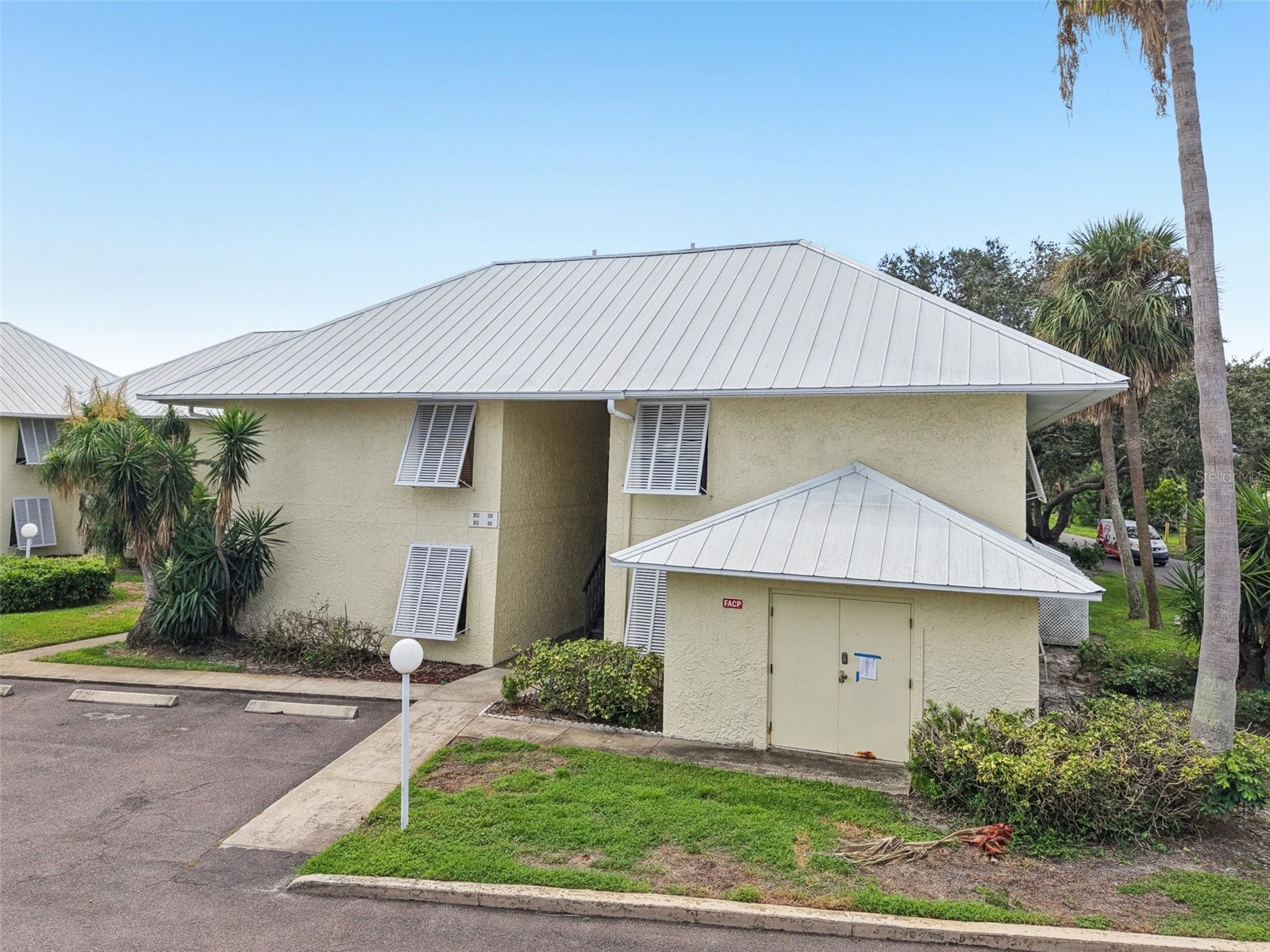 7300 Sunshine Skyway Lane S #202 Saint Petersburg FL 33711 TB8423870 image43