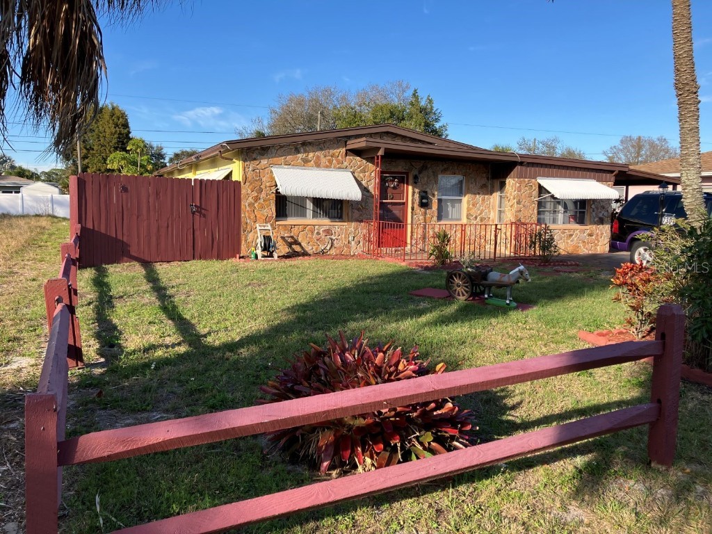 7301 36th Avenue N Saint Petersburg FL 33710 OM672930 image1