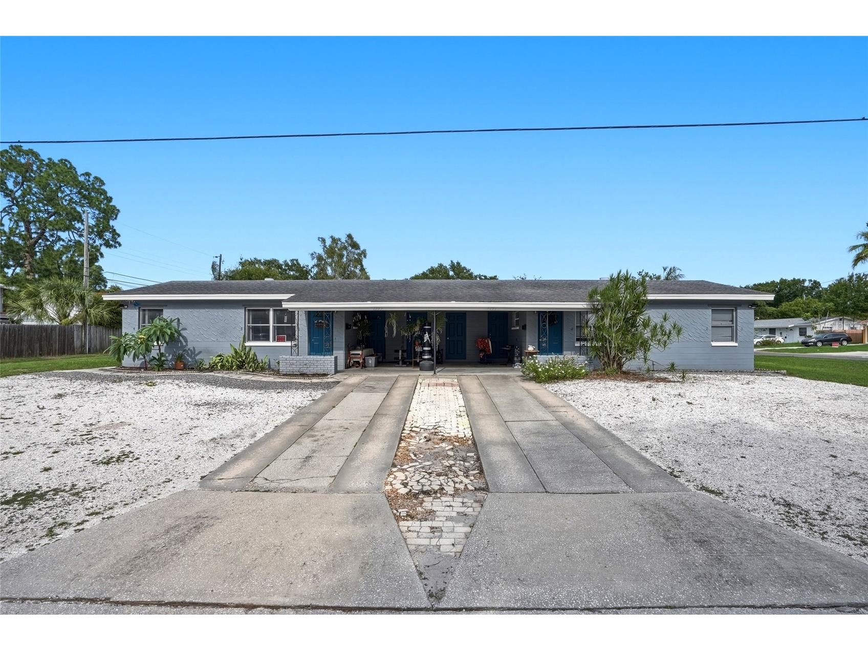 7301 8th Street N Saint Petersburg FL 33702 TB8519288 image1