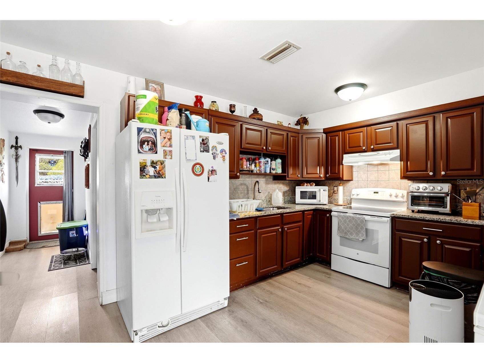 7301 8th Street N Saint Petersburg FL 33702 TB8519288 image30