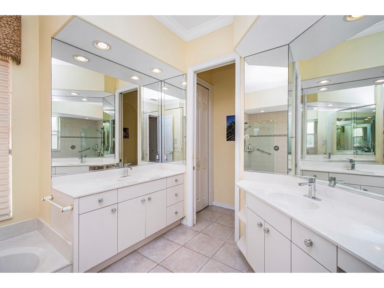 7302 Eaton Court University Park FL 34201 A4685685 image24