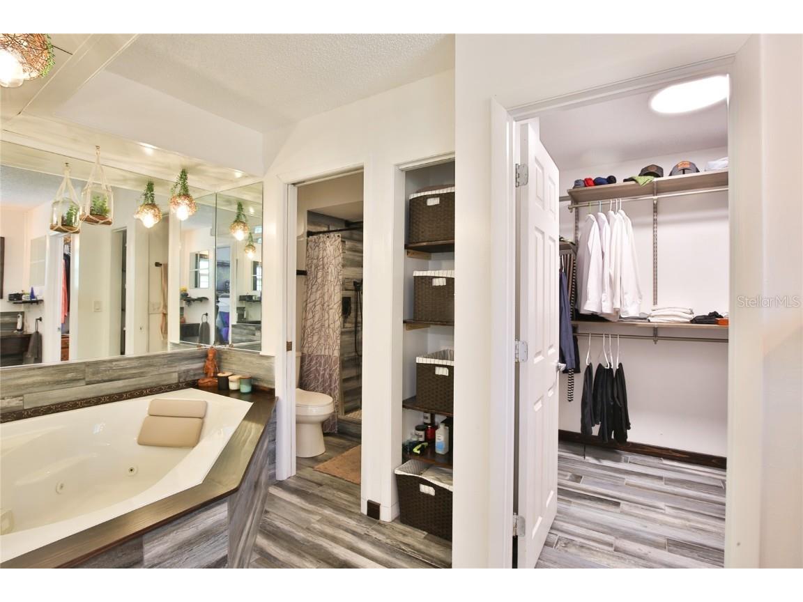 7303 Manatee Street Sarasota FL 34243 A4669732 image21