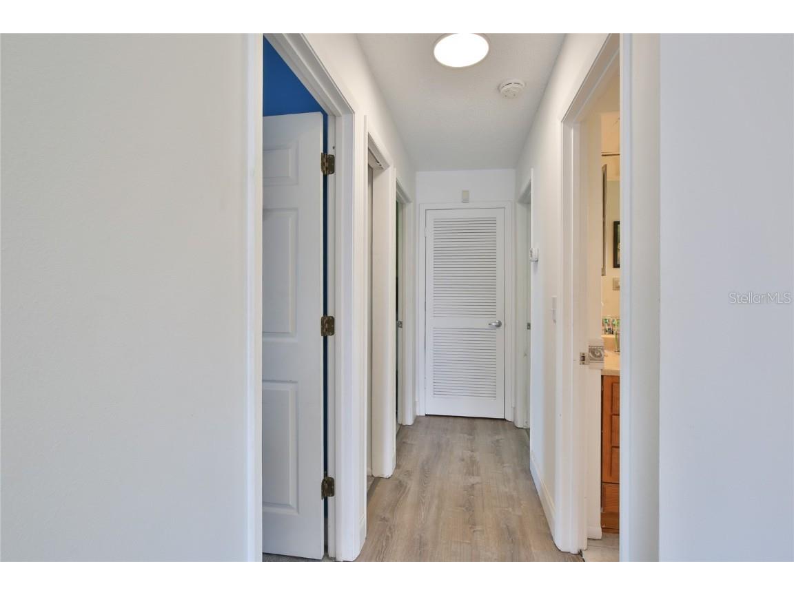 7303 Manatee Street Sarasota FL 34243 A4669732 image28