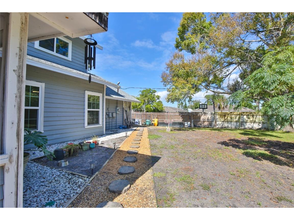 7303 Manatee Street Sarasota FL 34243 A4669732 image39