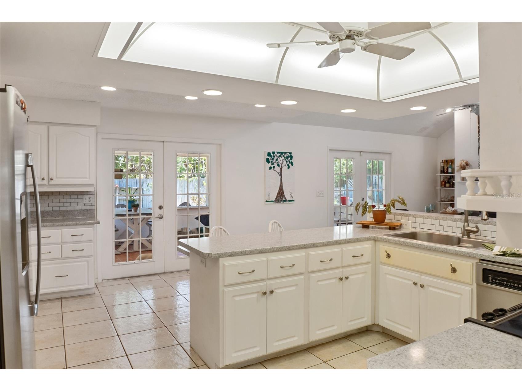 7303 Manatee Street Sarasota FL 34243 A4690664 image22