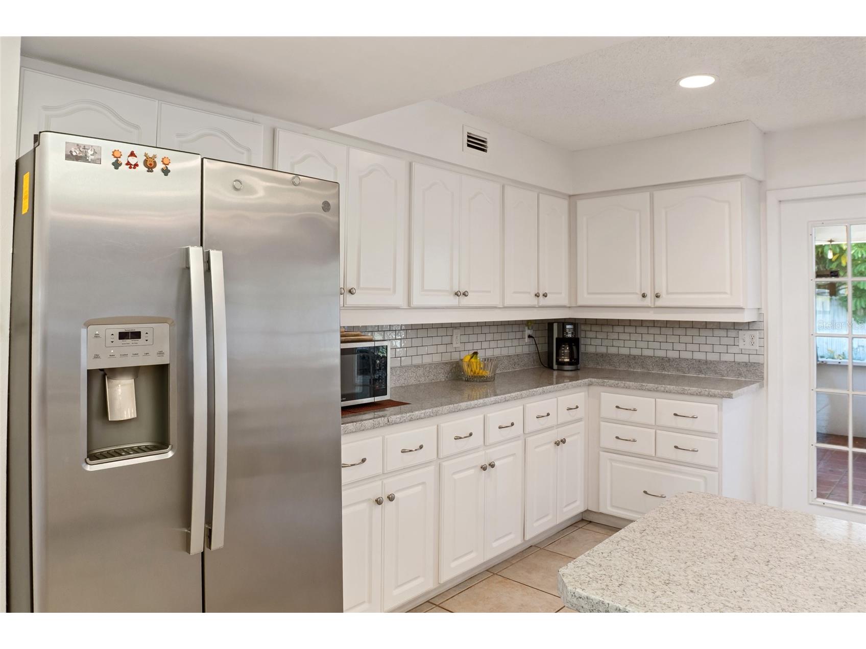 7303 Manatee Street Sarasota FL 34243 A4690664 image23