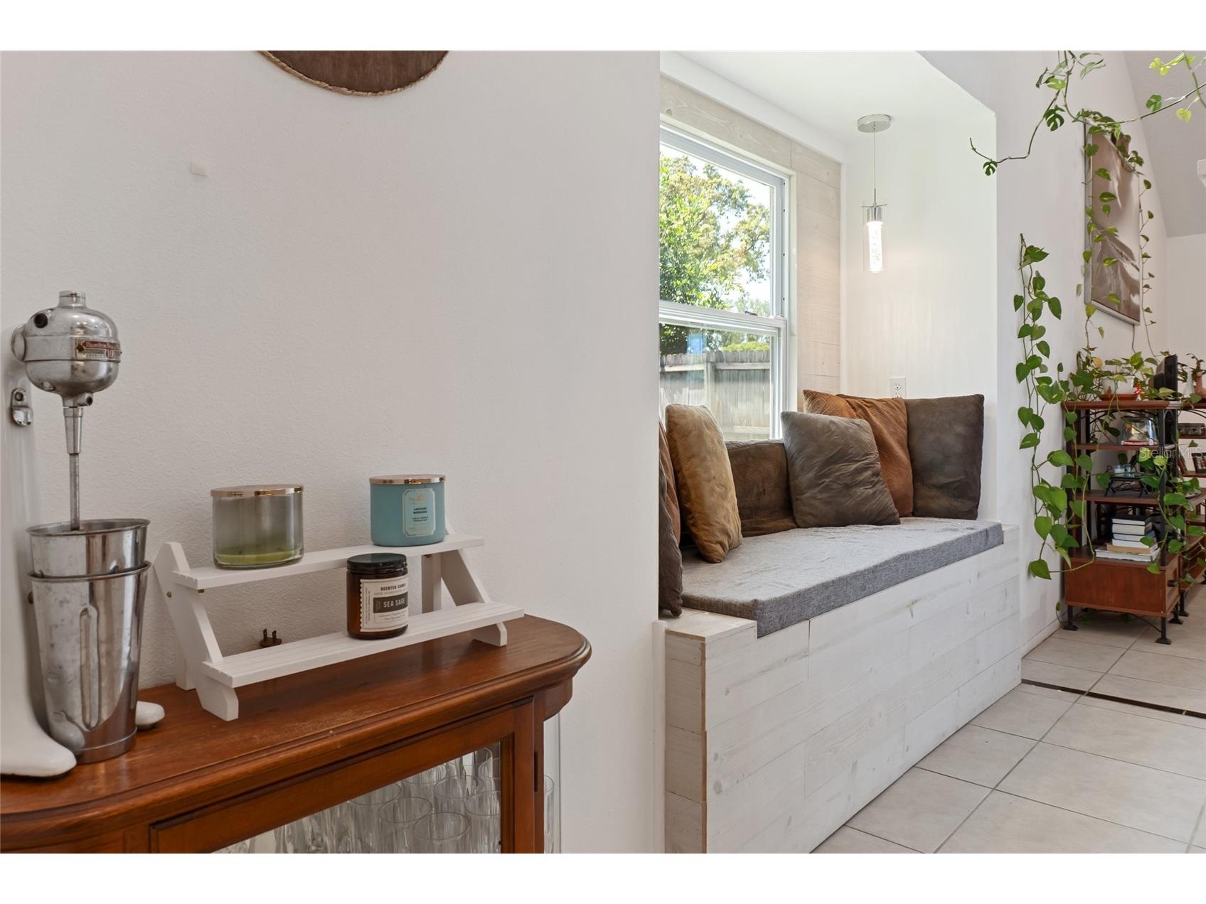 7303 Manatee Street Sarasota FL 34243 A4690664 image25