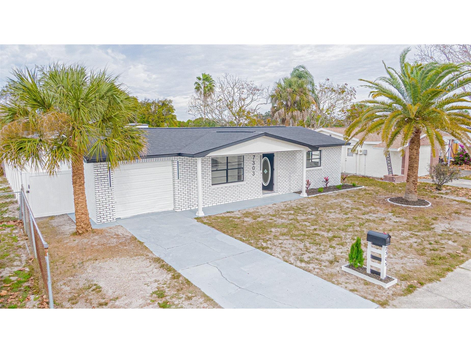 7303 Oak Crest Drive Port Richey FL 34668 W7882127 image1