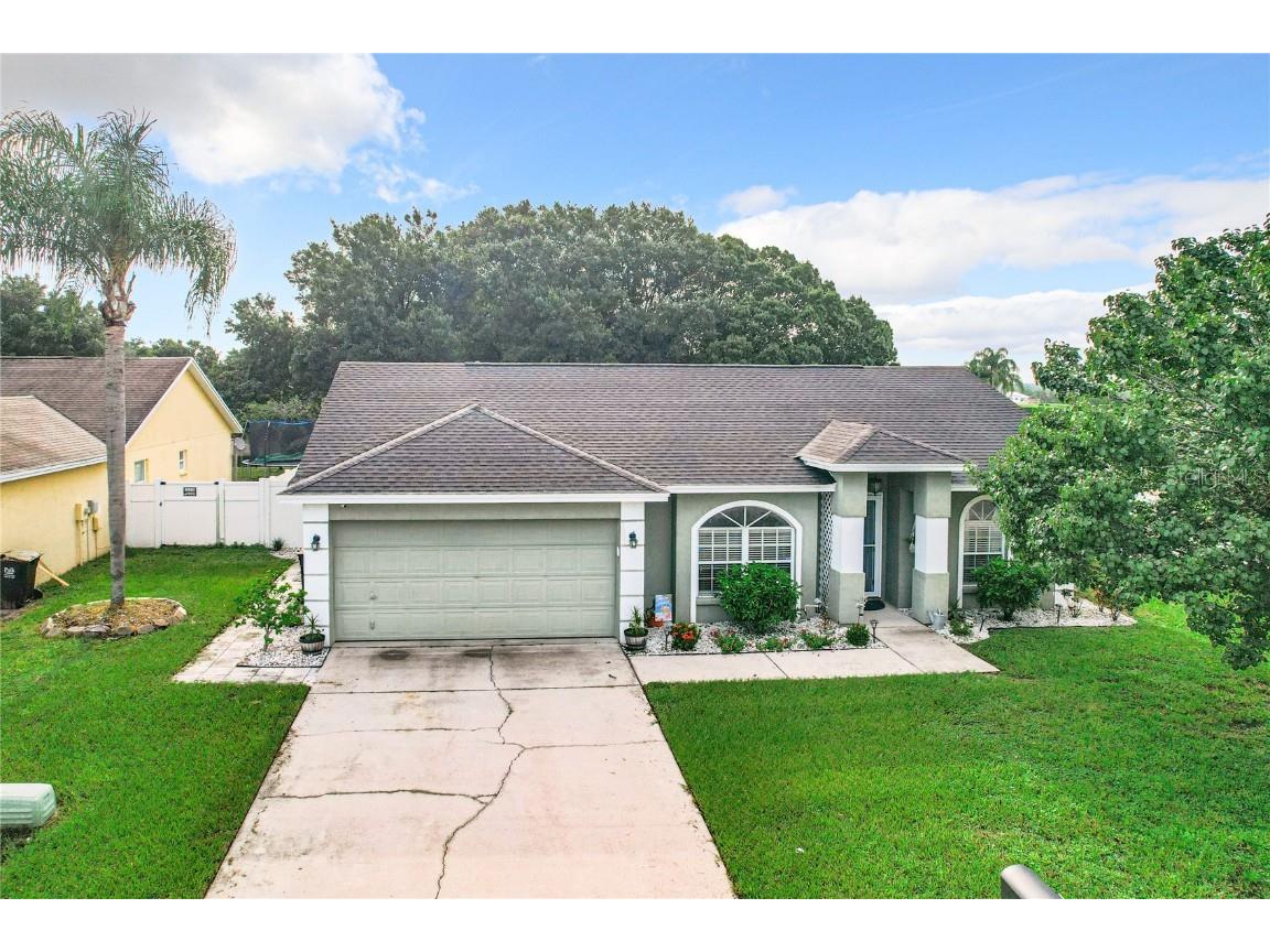 7303 Paradise Cove Place Lakeland FL 33810 L4946864 image1