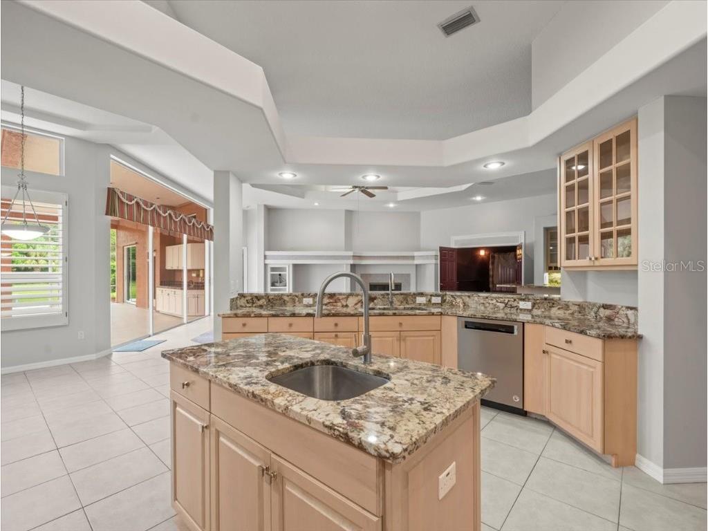 7303 Sawgrass Point Drive N Pinellas Park FL 33782 TB8424584 image31