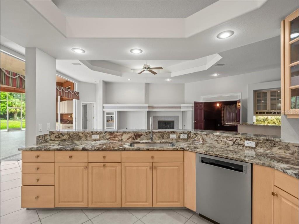 7303 Sawgrass Point Drive N Pinellas Park FL 33782 TB8424584 image32