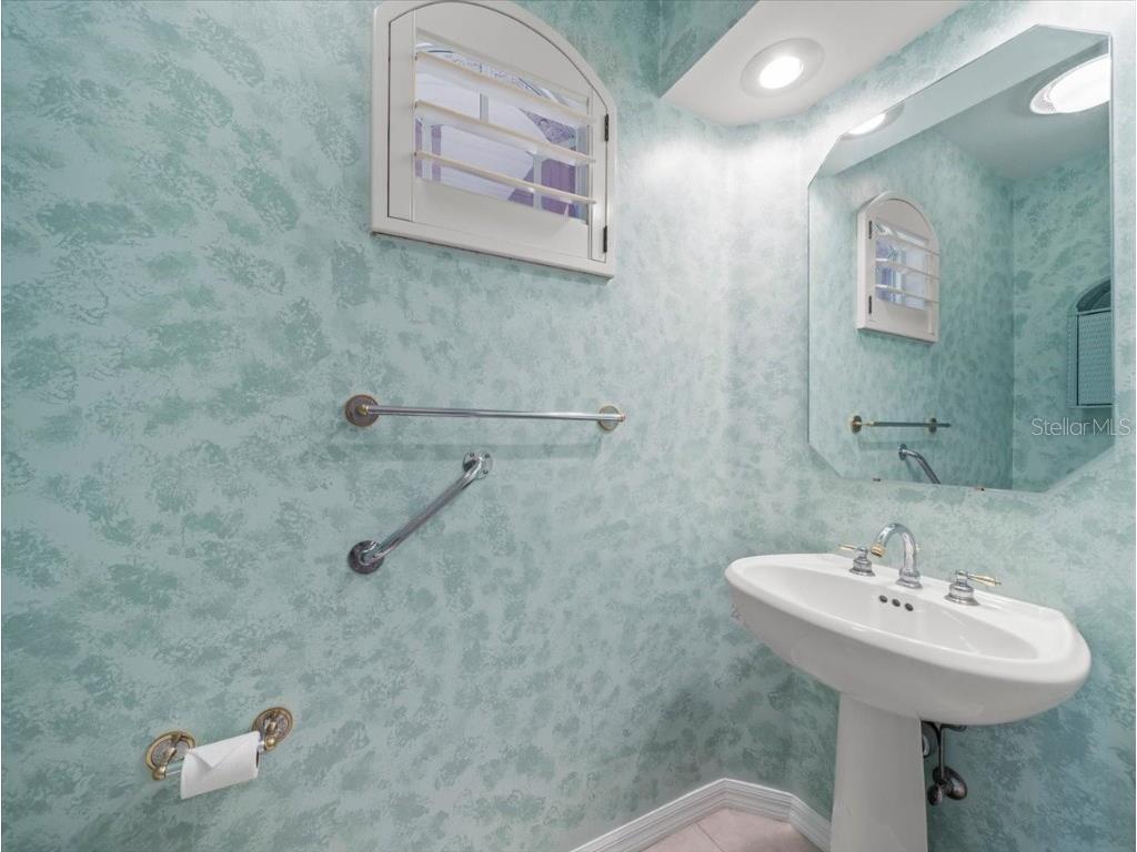 7303 Sawgrass Point Drive N Pinellas Park FL 33782 TB8424584 image55