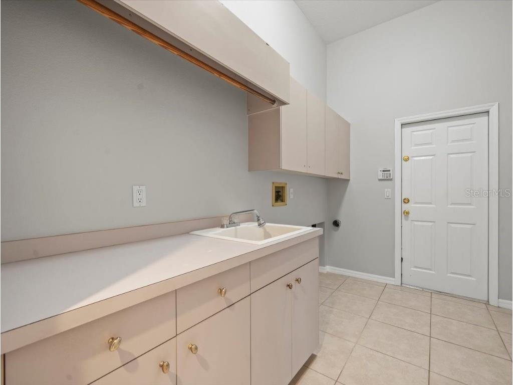 7303 Sawgrass Point Drive N Pinellas Park FL 33782 TB8424584 image66