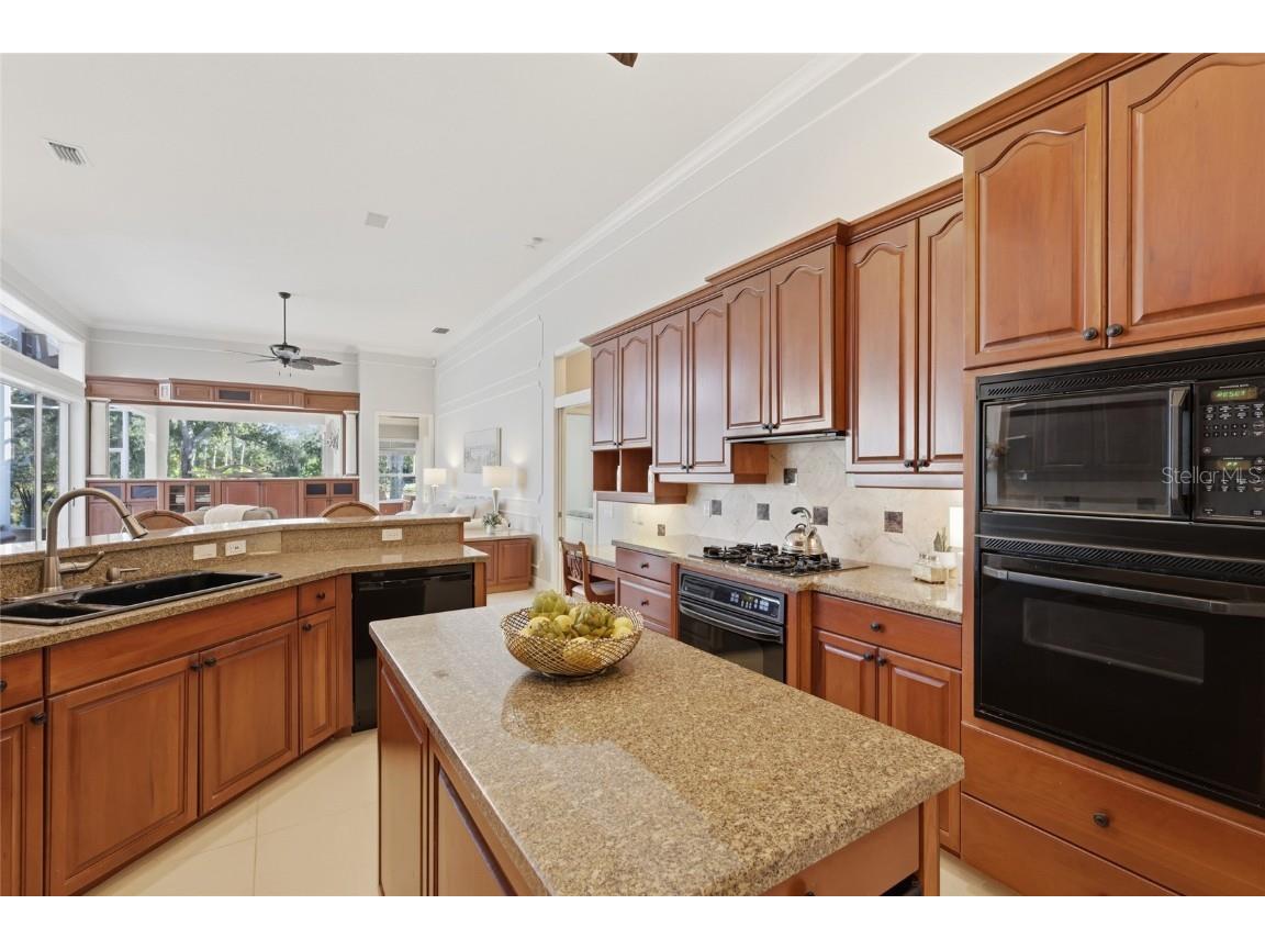 7303 Westminster Court University Park FL 34201 A4675465 image23