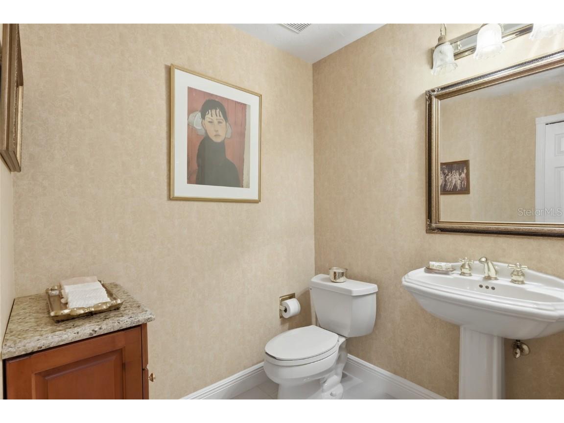 7303 Westminster Court University Park FL 34201 A4675465 image25