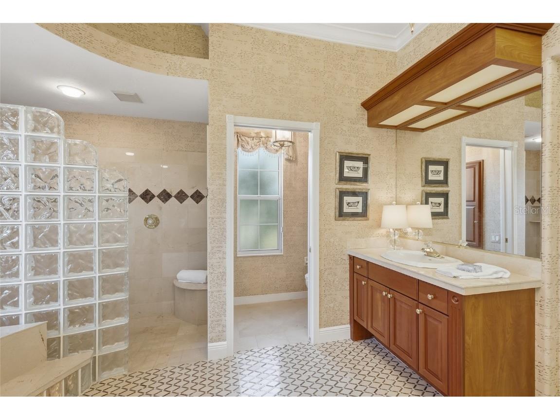 7303 Westminster Court University Park FL 34201 A4675465 image40