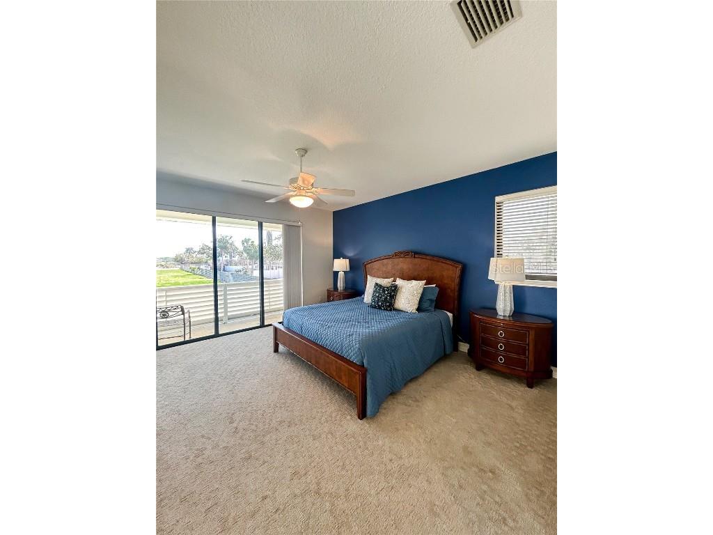 7303A Midnight Pass Road Sarasota FL 34242 A4648605 image10