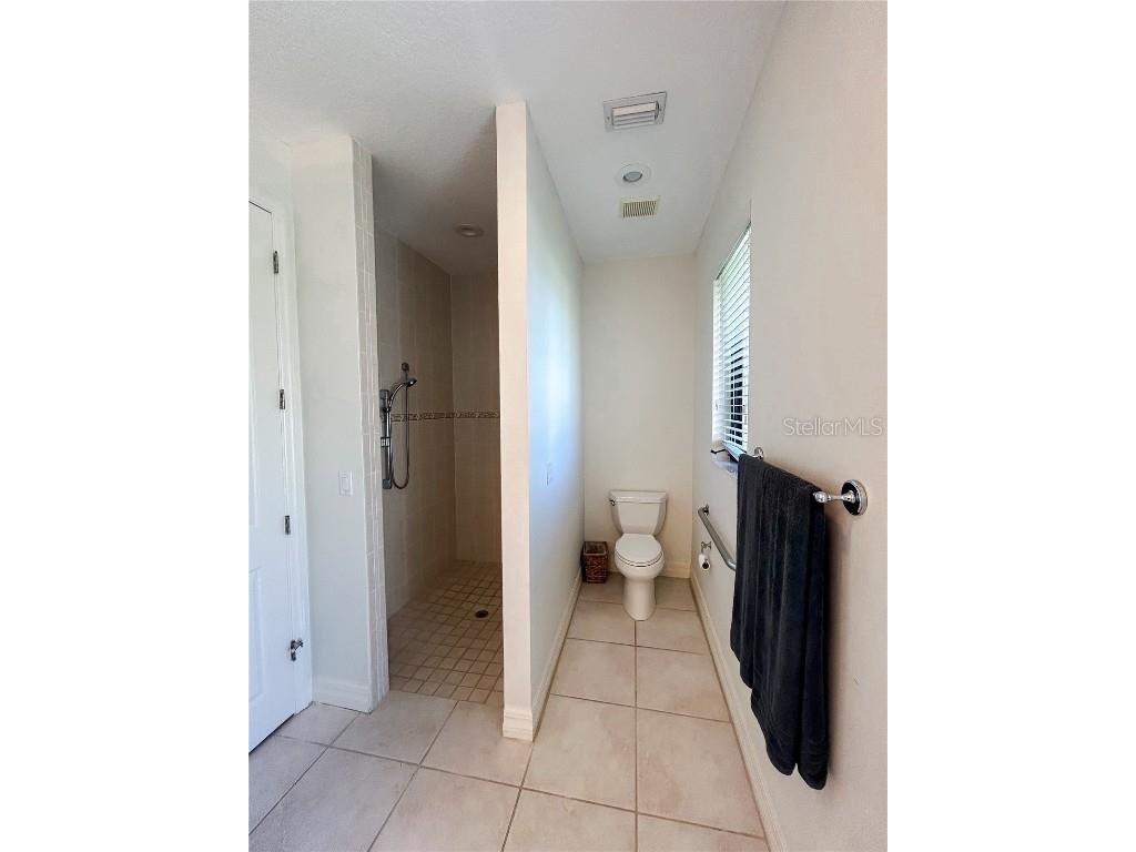 7303A Midnight Pass Road Sarasota FL 34242 A4648605 image16