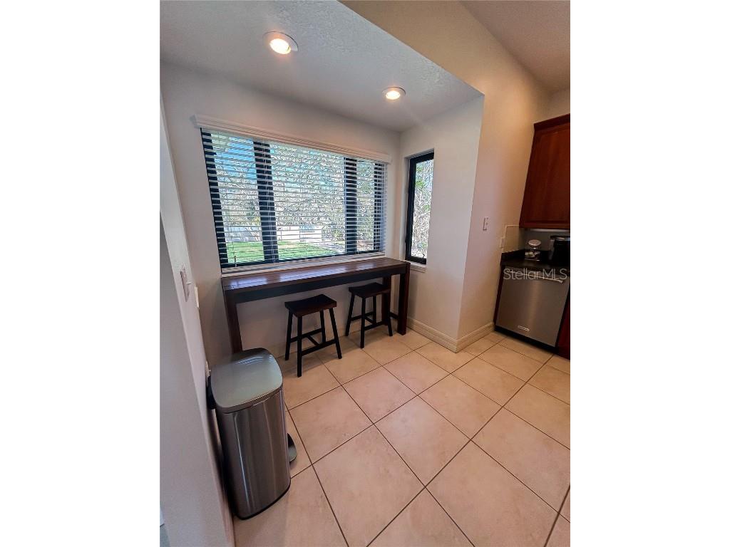 7303A Midnight Pass Road Sarasota FL 34242 A4648605 image6