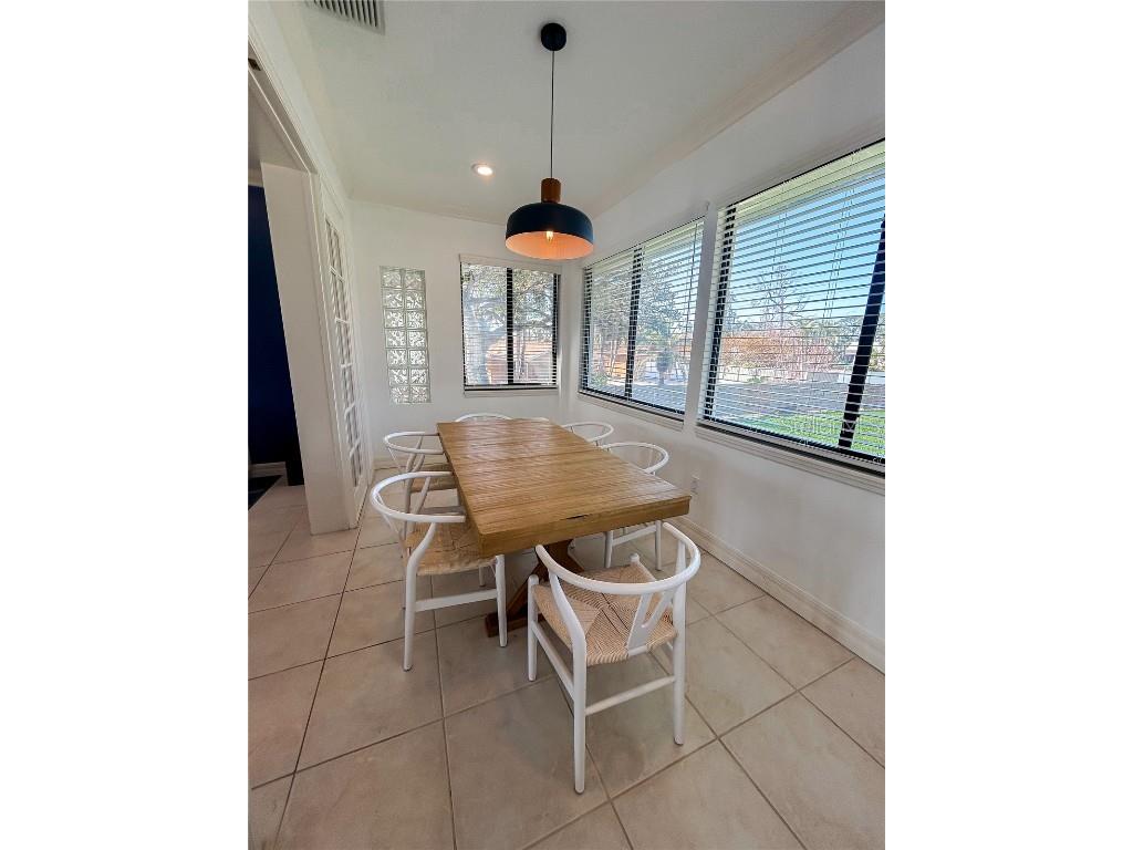 7303A Midnight Pass Road Sarasota FL 34242 A4648605 image8