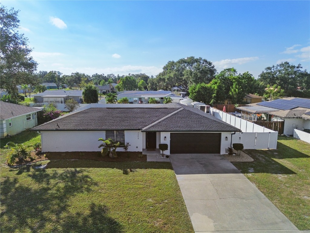 7304 Claries Drive Sarasota FL 34243 A4669867 image2