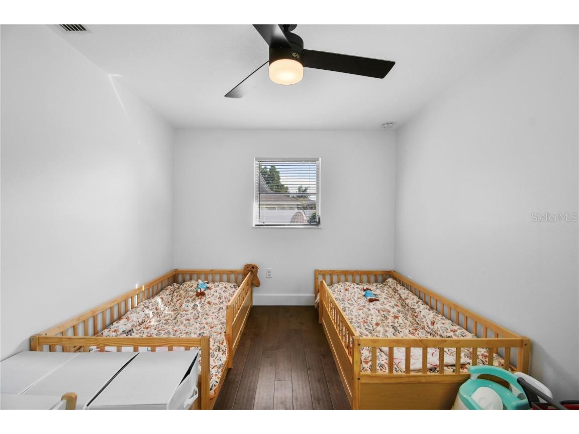 7304 Claries Drive Sarasota FL 34243 A4669867 image44