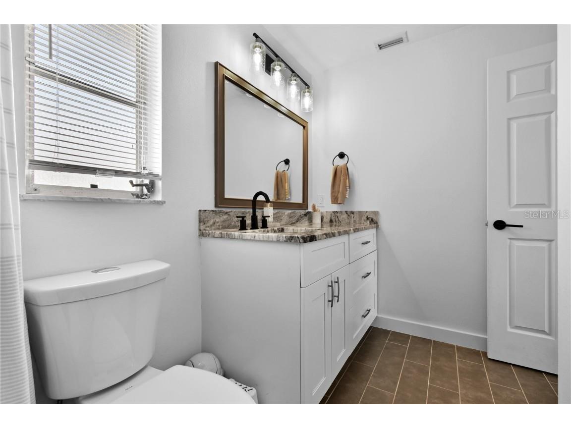 7304 Claries Drive Sarasota FL 34243 A4669867 image47