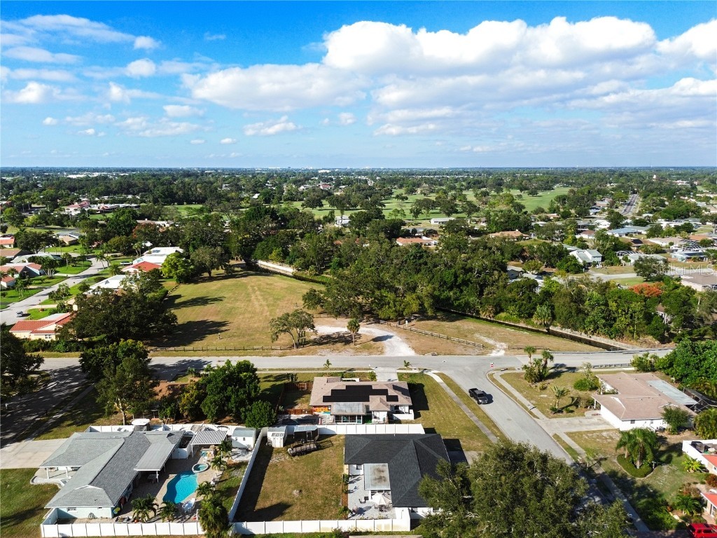 7304 Claries Drive Sarasota FL 34243 A4669867 image7