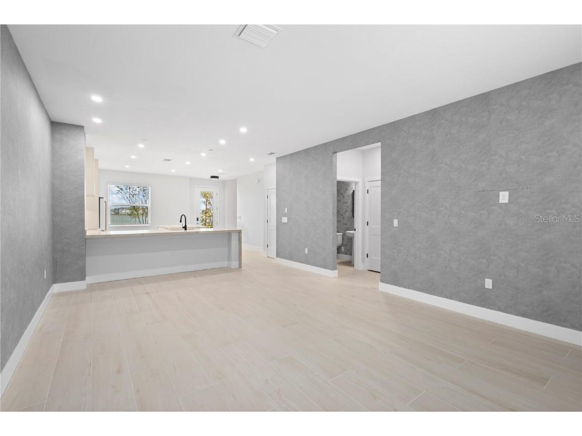 7304 Portlight Lane Sarasota FL 34240 A4671031 image10