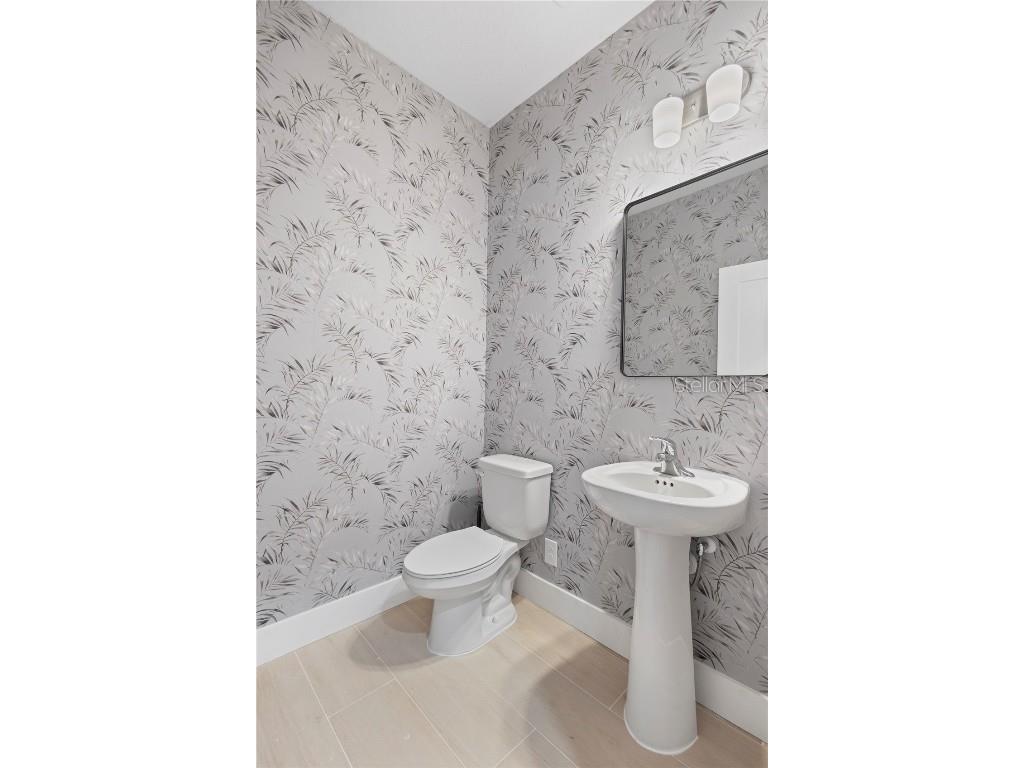 7304 Portlight Lane Sarasota FL 34240 A4671031 image12