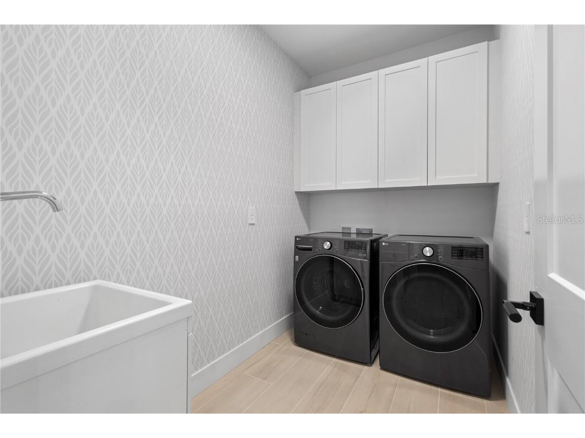 7304 Portlight Lane Sarasota FL 34240 A4671031 image13