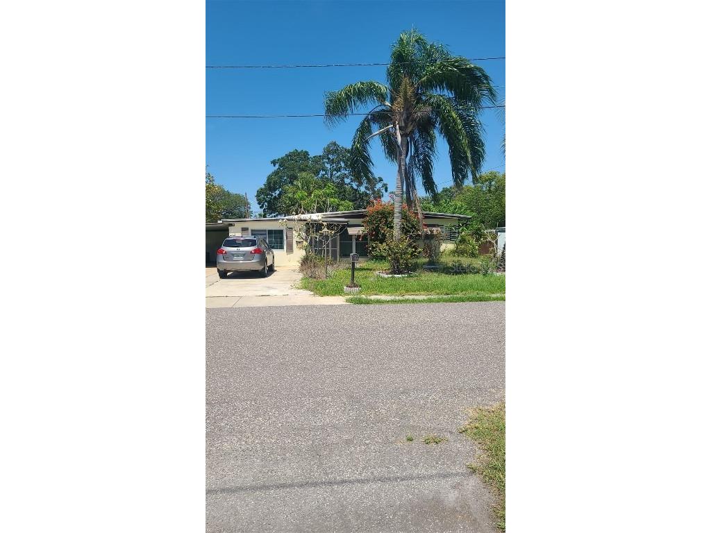 7304 Royal Palm Drive New Port Richey FL 34652 TB8386336 image1