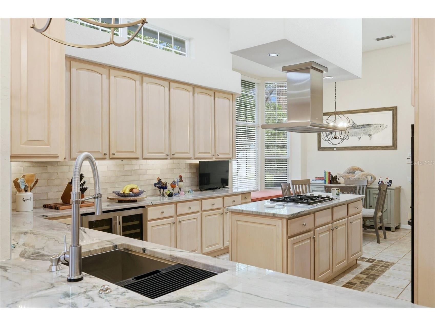 7304 Saint Georges Way University Park FL 34201 A4685403 image11