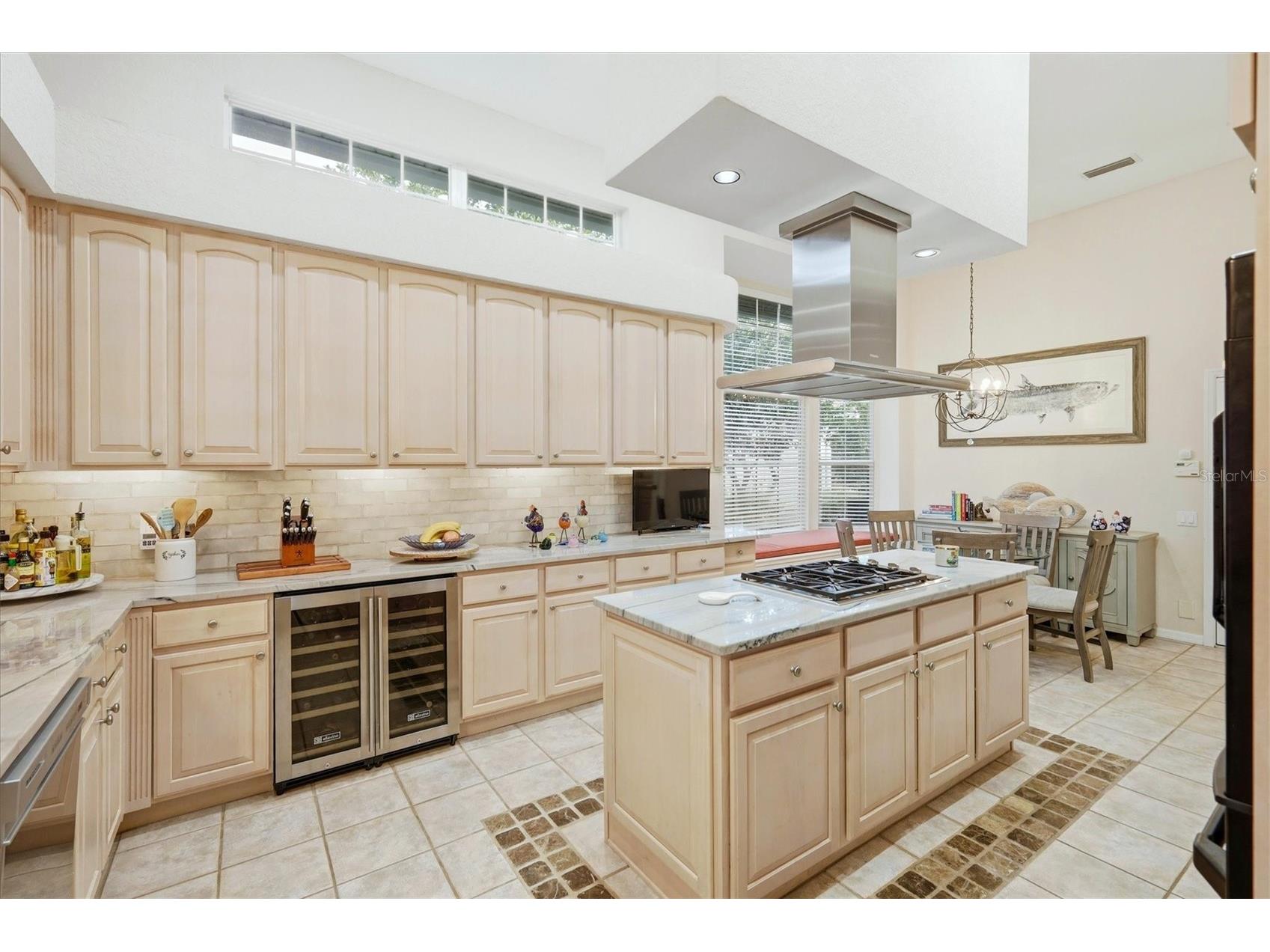 7304 Saint Georges Way University Park FL 34201 A4685403 image12