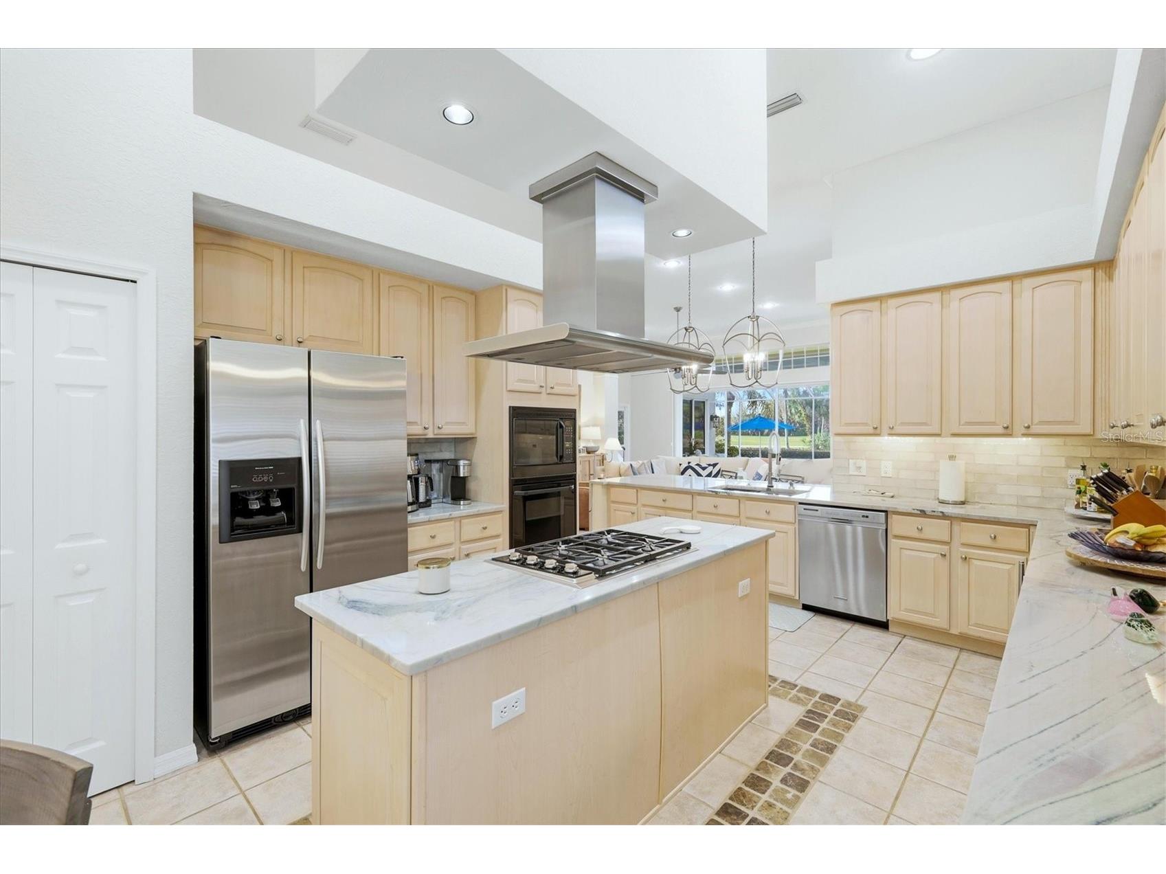 7304 Saint Georges Way University Park FL 34201 A4685403 image14