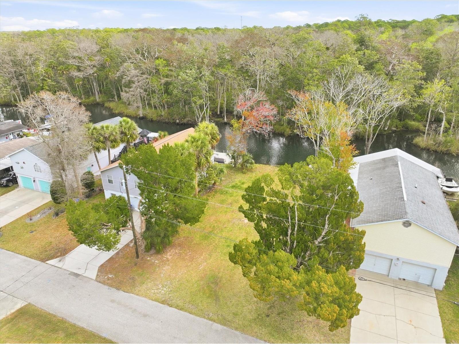 7304 Sunfish Circle Weeki Wachee FL 34607 - WEEKI WACHEE RIVER CANAL W7883448 image4