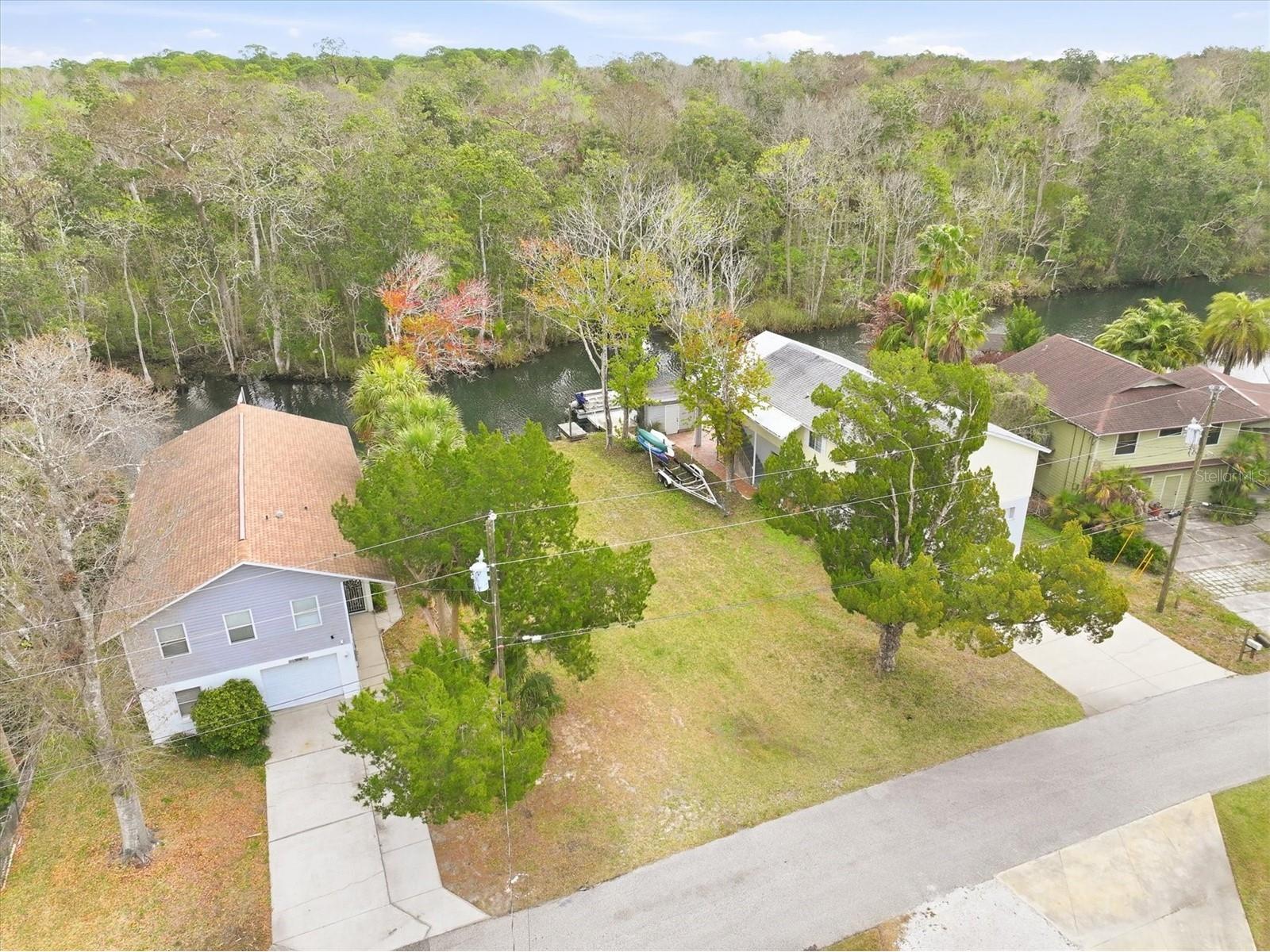 7304 Sunfish Circle Weeki Wachee FL 34607 - WEEKI WACHEE RIVER CANAL W7883448 image7