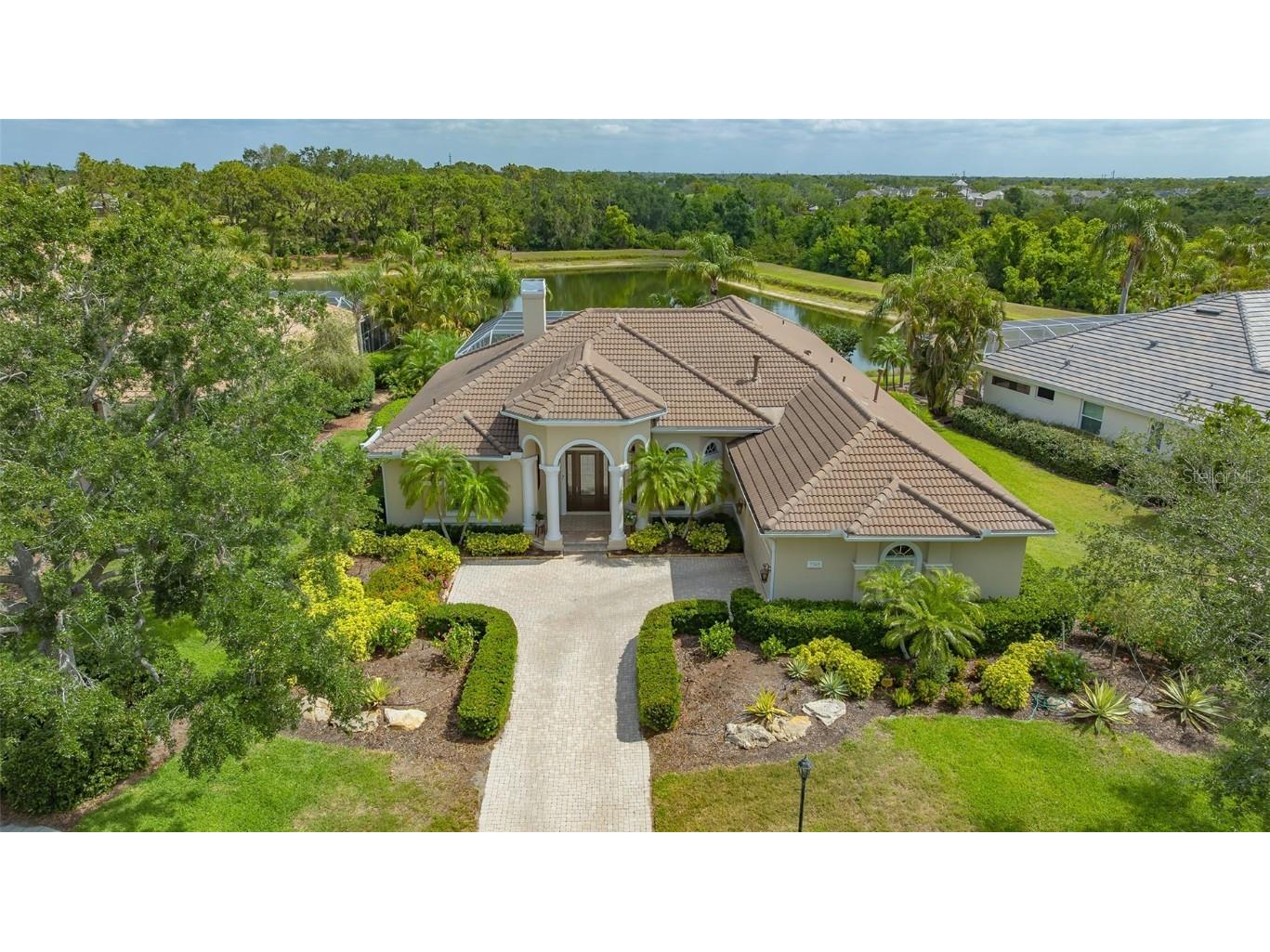 7305 Chatsworth Court University Park FL 34201 A4648564 image1