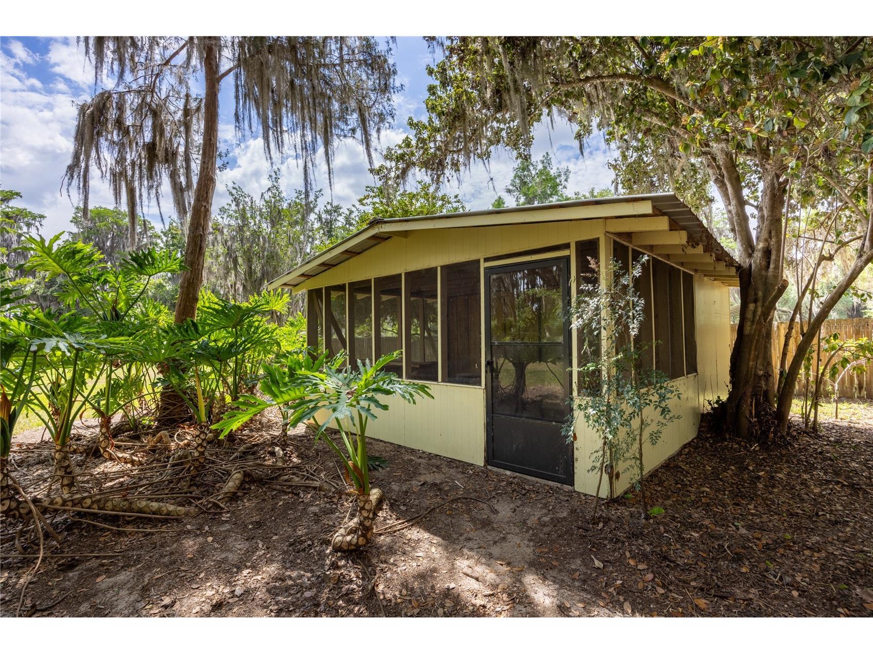 7305 NE 222nd Street Melrose FL 32666 - LAKE SANTA FE GC539623 image10