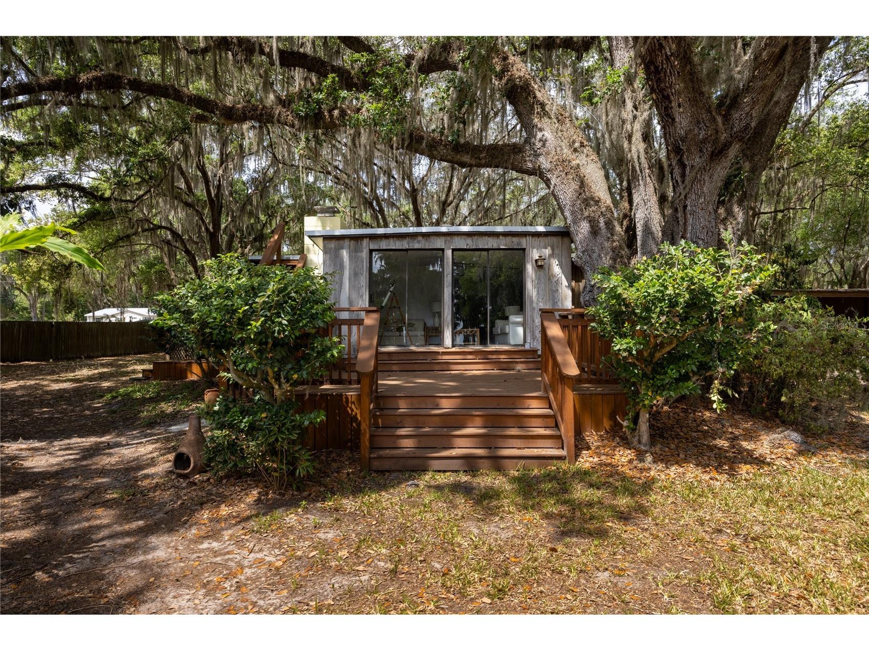 7305 NE 222nd Street Melrose FL 32666 - LAKE SANTA FE GC539623 image14
