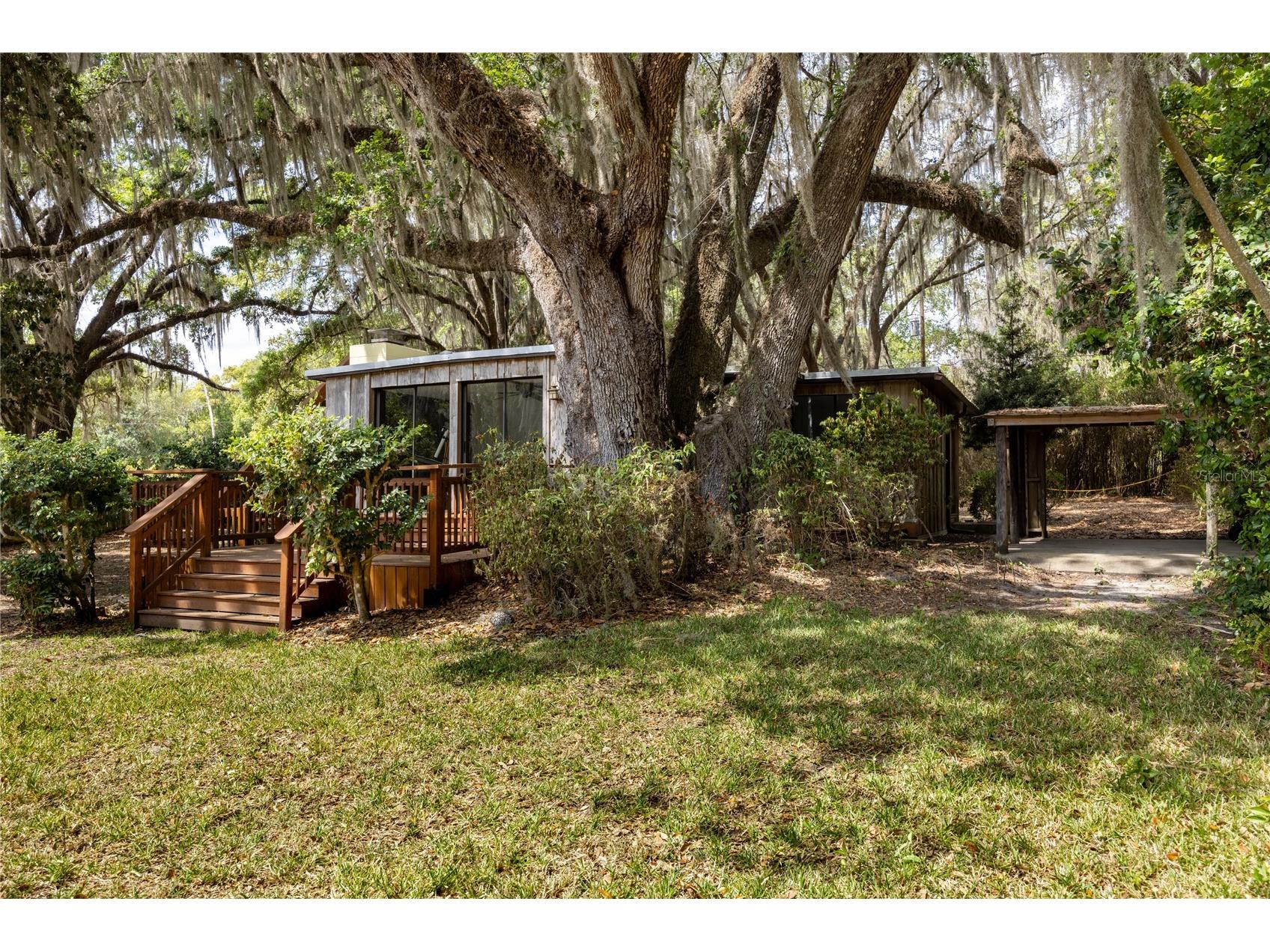 7305 NE 222nd Street Melrose FL 32666 - LAKE SANTA FE GC539623 image15