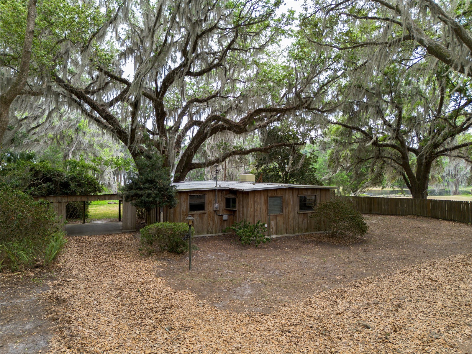 7305 NE 222nd Street Melrose FL 32666 - LAKE SANTA FE GC539623 image45