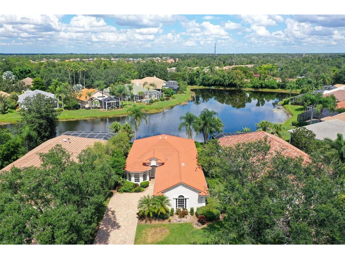 7305 Saint Georges Way University Park FL 34201 A4659132 image1